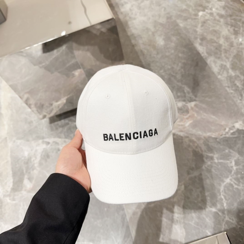 BALENCIAGA